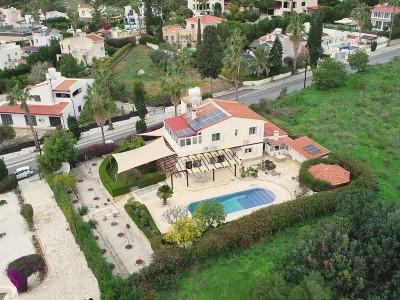 3 Bedroom Villa in Peyia