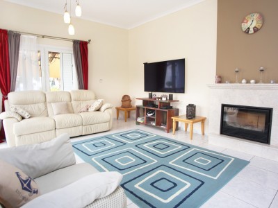 3 Bedroom Villa in Peyia