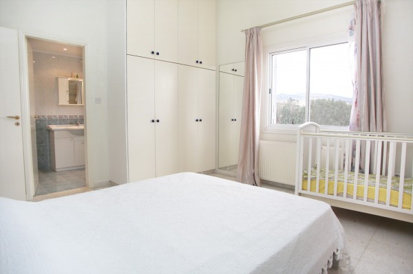 3 Bedroom Villa in Peyia