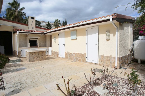 3 Bedroom Villa in Peyia