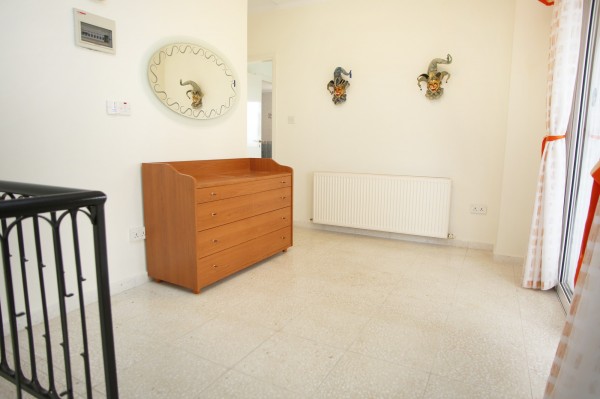 3 Bedroom Villa in Peyia